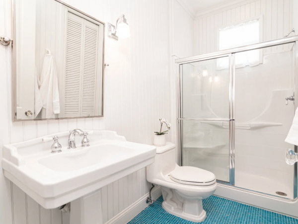 Naples Vacation Rental Near the Beach - Olde Naples Luxury Home